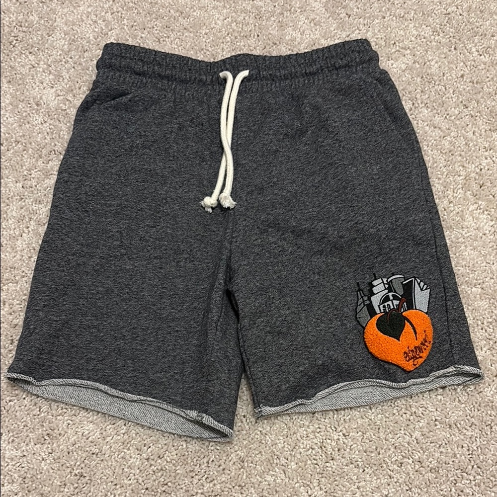 H&M Embroidered Sweat short